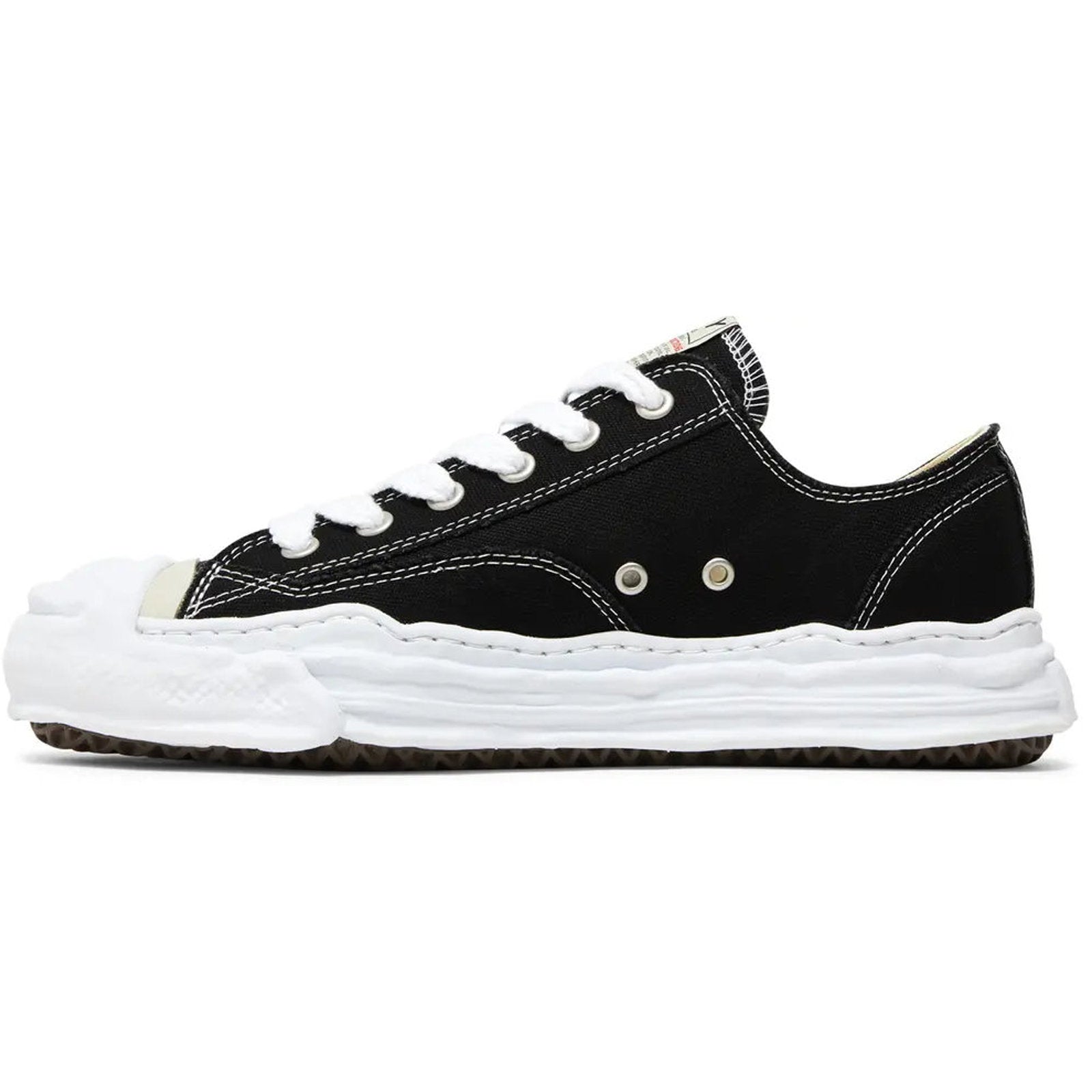Maison MIHARA YASUHIRO HANK OG Sole Canvas Low 'Black/White' (A05FW702-BLK)