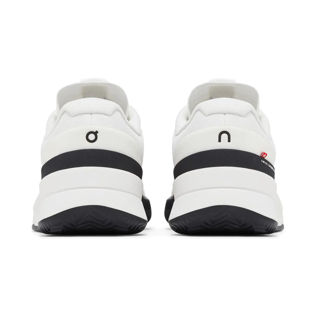 On The Roger Pro 2 Clay 'White Black' (3ME10570462)
